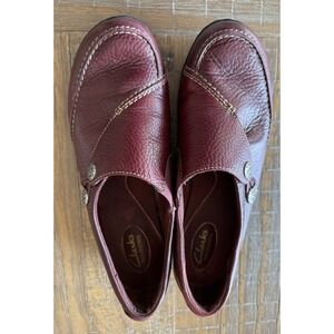 SOLD 
Clarks Bendables Women's Ashland Lane Q Slip-On‎ Loafer Burgundy Wine Size
